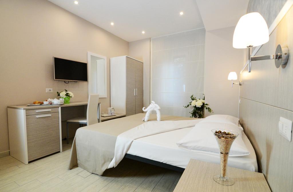 Le Quattro Piazze Bed & Breakfast Sorrento Ngoại thất bức ảnh