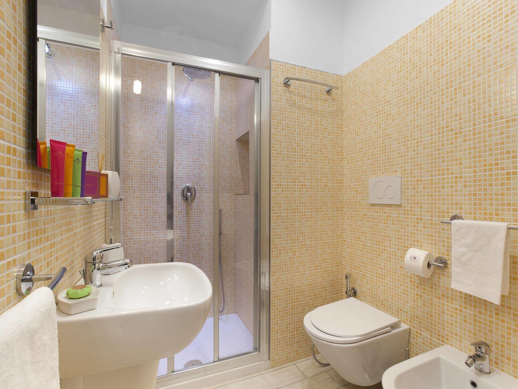 Le Quattro Piazze Bed & Breakfast Sorrento Ngoại thất bức ảnh