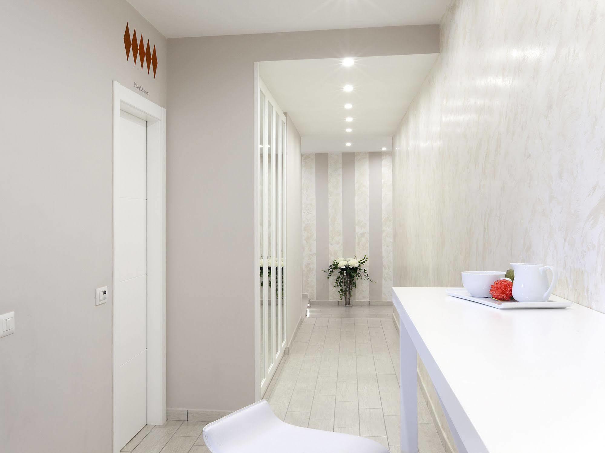 Le Quattro Piazze Bed & Breakfast Sorrento Ngoại thất bức ảnh